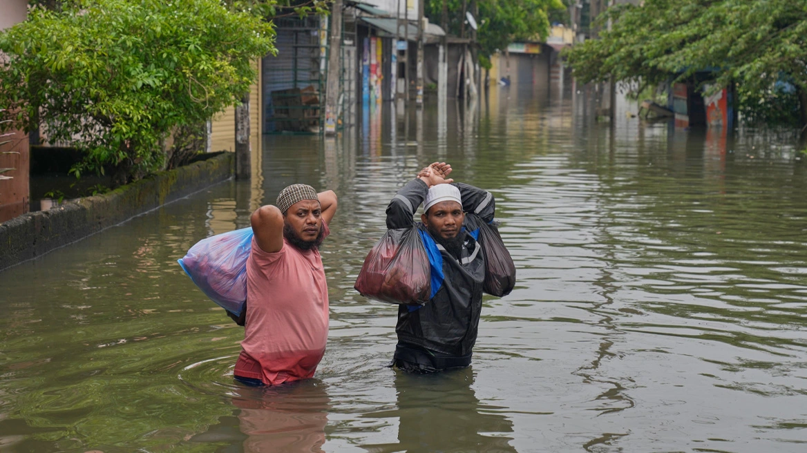 Τουλάχιστον 153 νεκροί στη Σρι Λάνκα από τις πλημμύρες