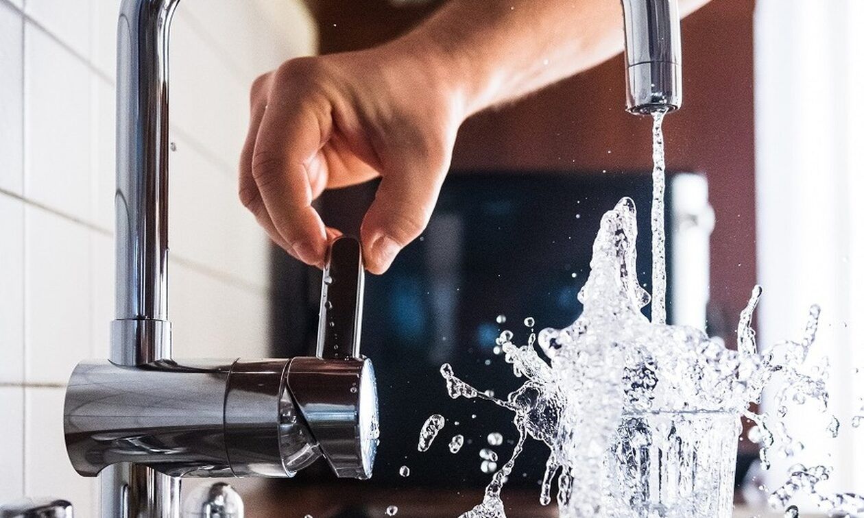 &Pi;&epsilon;&rho;&iota;&omicron;&chi;έ&sigmaf; &tau;&eta;&sigmaf; &Lambda;ά&rho;&nu;&alpha;&kappa;&alpha;&sigmaf; &mu;έ&nu;&omicron;&upsilon;&nu; &gamma;&iota;&alpha; &alpha;&kappa;ό&mu;&eta; &mu;ί&alpha; &mu;έ&rho;&alpha; &chi;&omega;&rho;ί&sigmaf; &nu;&epsilon;&rho;ό - &Tau;&iota; &sigma;&upsilon;&mu;&beta;&alpha;ί&nu;&epsilon;&iota;