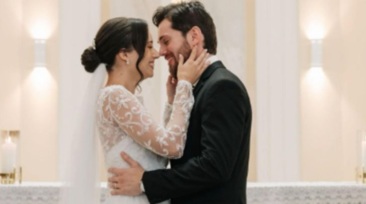 Από την εξομολόγηση στον… γάμο: Η καλόγρια influencer που είπε το «ναι» σε ιερέα Από την εξομολόγηση στον… γάμο: Η καλόγρια influencer που είπε το «ναι» σε ιερέα