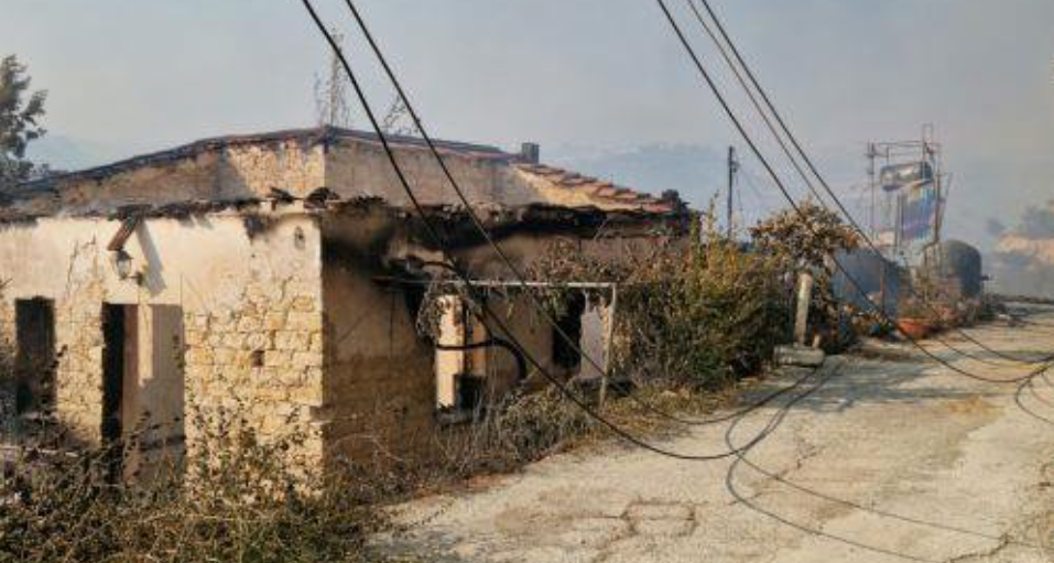 Συνεχίζονται εντατικά οι δράσεις για την πυρκαγιά στη Λεμεσό
