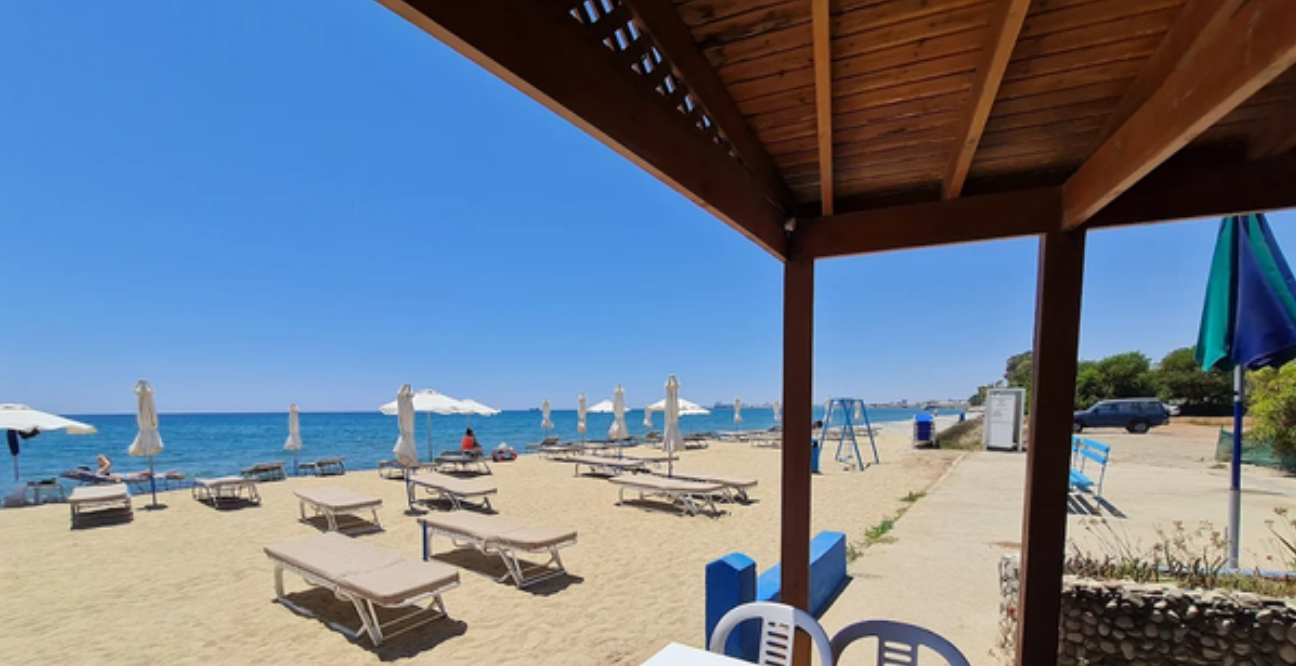 &Tau;ί&tau;&lambda;&omicron;&iota; &tau;έ&lambda;&omicron;&upsilon;&sigmaf; &gamma;&iota;&alpha; έ&nu;&alpha; &iota;&sigma;&tau;&omicron;&rho;&iota;&kappa;ό &pi;&alpha;&rho;&alpha;&theta;&alpha;&lambda;ά&sigma;&sigma;&iota;&omicron; &epsilon;&sigma;&tau;&iota;&alpha;&tau;ό&rho;&iota;&omicron; &tau;&eta;&sigmaf; &Lambda;ά&rho;&nu;&alpha;&kappa;&alpha;&sigmaf;