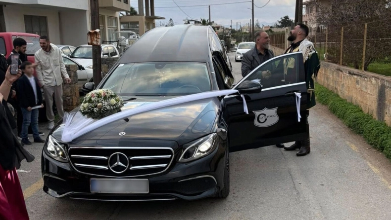 Ό&chi;&iota; &rho;&epsilon; &phi;ί&lambda;&epsilon;: &Gamma;&alpha;&mu;&pi;&rho;ό&sigmaf; &sigma;&tau;&eta;&nu; &Kappa;&rho;ή&tau;&eta; &laquo;έ&sigma;&kappa;&alpha;&sigma;&epsilon;&raquo; &sigma;&tau;&eta;&nu; &epsilon;&kappa;&kappa;&lambda;&eta;&sigma;ί&alpha; &mu;&epsilon;... &nu;&epsilon;&kappa;&rho;&omicron;&phi;ό&rho;&alpha; - &Alpha;&pi;ί&sigma;&tau;&epsilon;&upsilon;&tau;&omicron; &beta;ί&nu;&tau;&epsilon;&omicron;