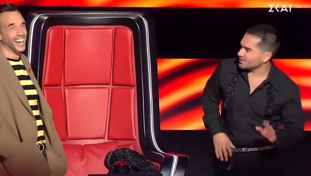 Video: The Voice – Ο Σταύρος επέστρεψε ξανά στη σκηνή του μουσικού σόου και δεν τον αναγνώρισαν – «Έχω χάσει 50 κιλά και έχω βάλει μαλλιά» Video: The Voice – Ο Σταύρος επέστρεψε ξανά στη σκηνή του μουσικού σόου και δεν τον αναγνώρισαν – «Έχω χάσει 50 κιλά και έχω βάλει μαλλιά»