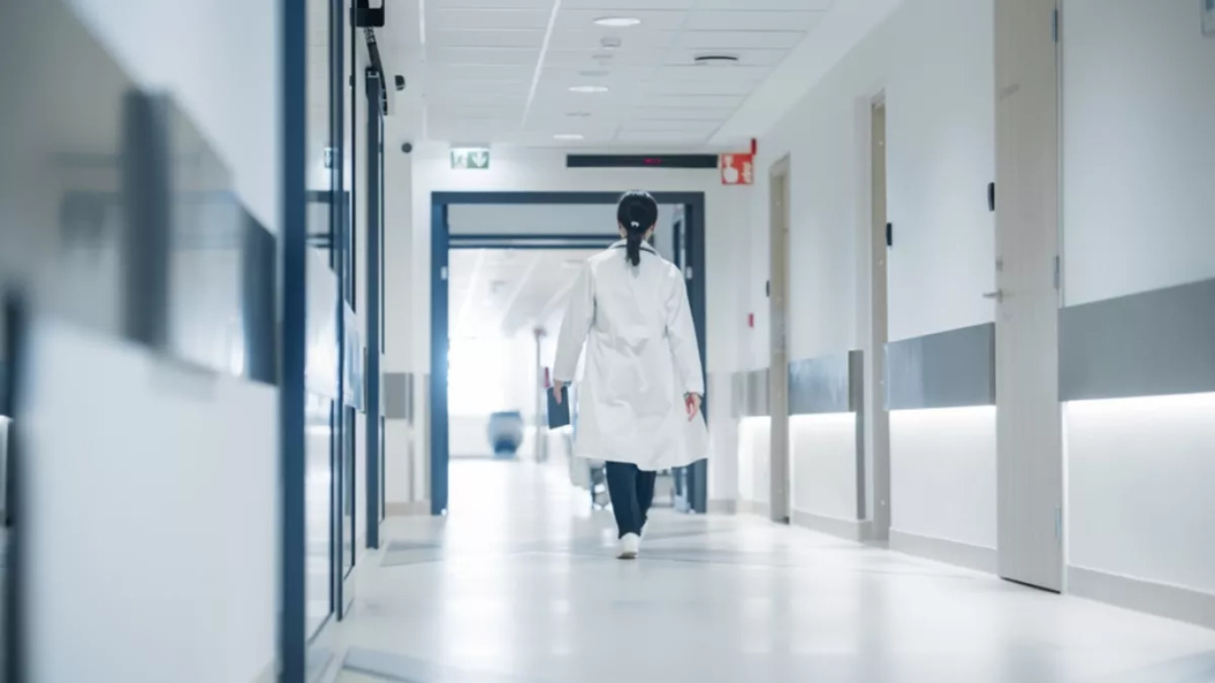 &Tau;έ&lambda;&omicron;&sigmaf; &eta; &alpha;&pi;&epsilon;&rho;&gamma;ί&alpha; &mu;&epsilon;&tau;ά &alpha;&pi;ό έ&nu;&alpha;&nu; &mu;ή&nu;&alpha; &gamma;&iota;&alpha; 15.000 &nu;&omicron;&sigma;&eta;&lambda;&epsilon;&upsilon;&tau;έ&sigmaf; &sigma;&tau;&eta; &Nu;έ&alpha; &Upsilon;ό&rho;&kappa;&eta;