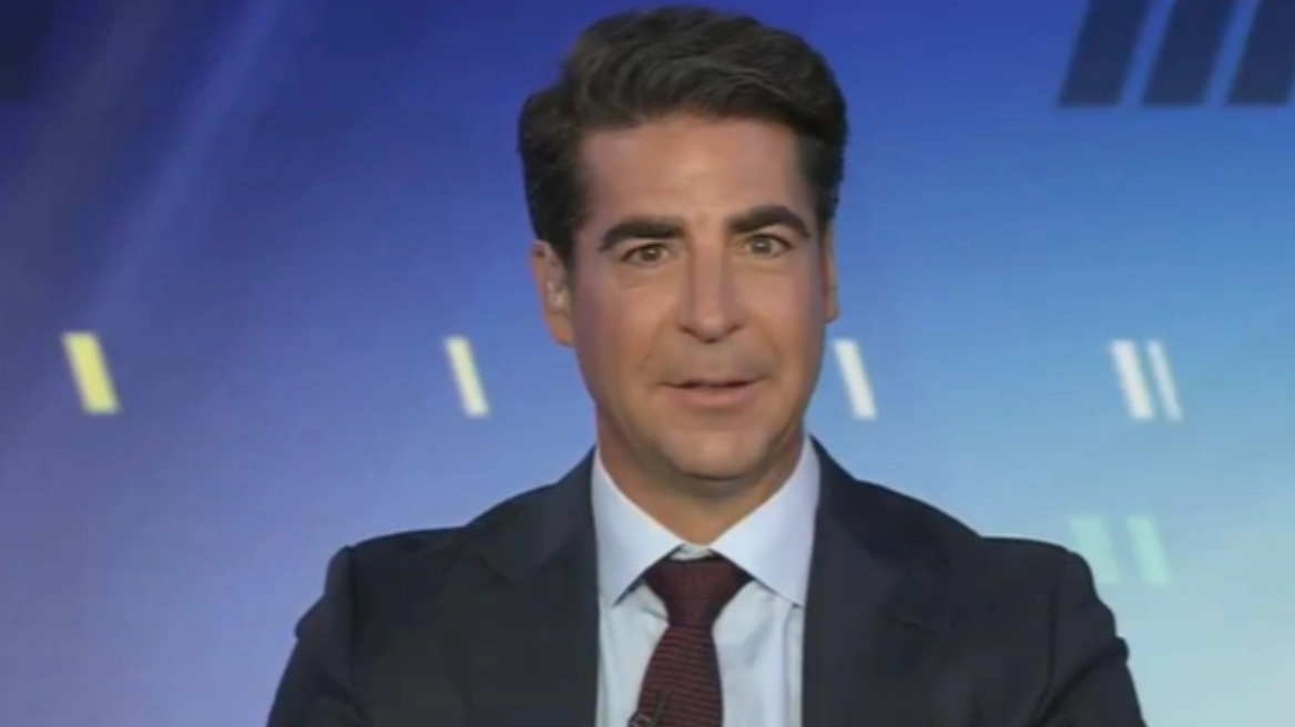 Βίντεο: Παρουσιαστής του Fox News ζήτησε να βομβαρδιστεί το κτίριο του ΟΗΕ, μετά το απρόοπτο του Τραμπ με τις κυλιόμενες σκάλες