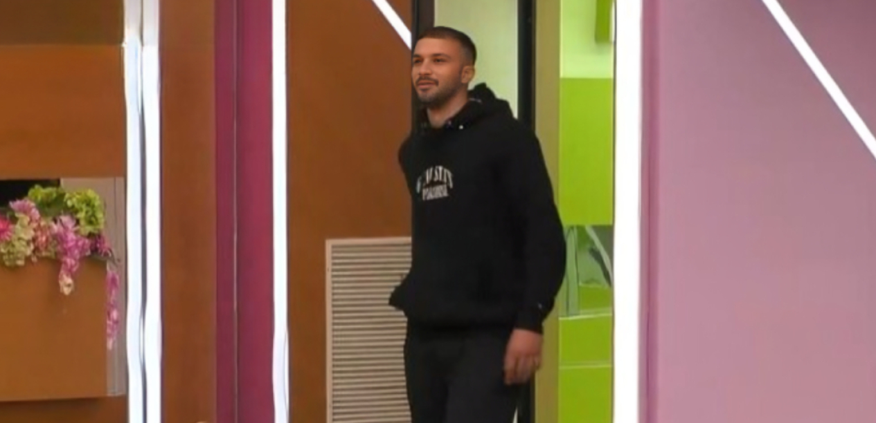 Big Brother: Νέος παίκτης στο σπίτι Big Brother: Νέος παίκτης στο σπίτι