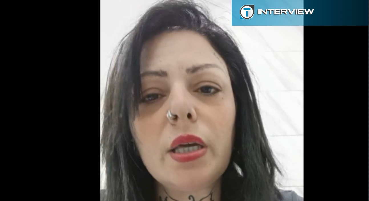 Annie Alexoui &sigma;&tau;&omicron; &laquo;&Tau;&raquo;: &Eta; &zeta;&omega;ή &mu;&alpha;&kappa;&rho;&iota;ά &alpha;&pi;ό &tau;&eta;&nu; &Kappa;ύ&pi;&rho;&omicron; &ndash; &laquo;&Delta;&epsilon;&nu; &epsilon;ί&nu;&alpha;&iota; &tau;&omicron;&upsilon; &sigma;&chi;&iota;&epsilon;&rho;&kappa;&omicron;ύ &tau;&omicron;&upsilon;&sigmaf;&hellip;&raquo; - &Tau;&alpha; &mu;&eta;&nu;ύ&mu;&alpha;&tau;&alpha; &pi;&rho;&omicron;&sigmaf; &tau;&omicron;&nu; &kappa;ό&sigma;&mu;&omicron;