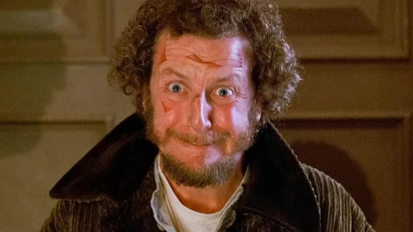 Πώς ο ένας κακός από το Μόνος στο Σπίτι κέρδισε εκατομμύρια από την ταινία