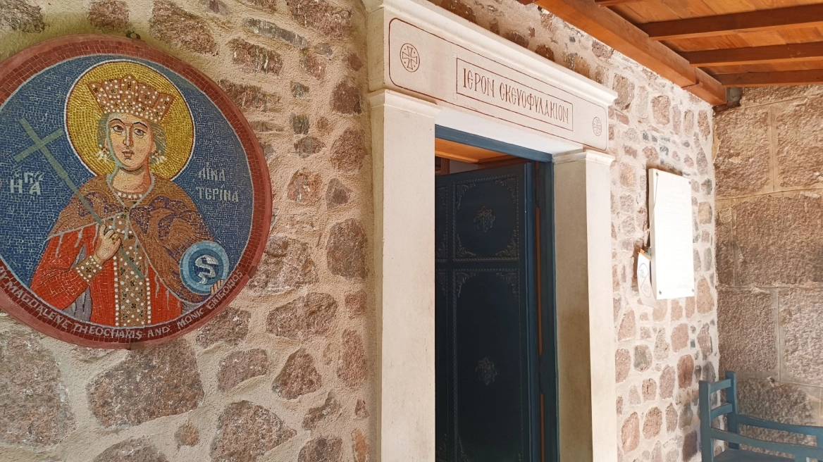Η μαρτυρία ενός Έλληνα που επισκέπτεται τακτικά τη Μονή Σινά