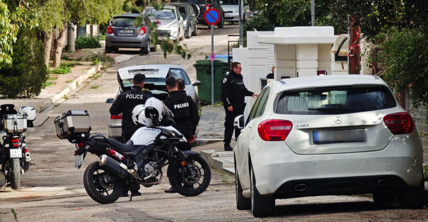 &Eta; &delta;&iota;&alpha;&delta;&rho;&omicron;&mu;ή &tau;&omicron;&upsilon; &pi;&alpha;&tau;&rho;&omicron;&kappa;&tau;ό&nu;&omicron;&upsilon; &alpha;&pi;ό &tau;&eta; &phi;&upsilon;&lambda;&alpha;&kappa;ή &gamma;&iota;&alpha; &tau;&eta; &delta;&omicron;&lambda;&omicron;&phi;&omicron;&nu;ί&alpha; &tau;&eta;&sigmaf; &mu;&eta;&tau;έ&rho;&alpha;&sigmaf; &tau;&omicron;&upsilon; &mu;έ&chi;&rho;&iota; &tau;&eta;&nu; &epsilon;&iota;&sigma;&alpha;&gamma;&omega;&gamma;ή &tau;&omicron;&upsilon; &sigma;&tau;&omicron; &Delta;&rho;&omicron;&mu;&omicron;&kappa;&alpha;ΐ&tau;&epsilon;&iota;&omicron; &kappa;&alpha;&iota; &tau;&omicron; &epsilon;&xi;&iota;&tau;ή&rho;&iota;&omicron;