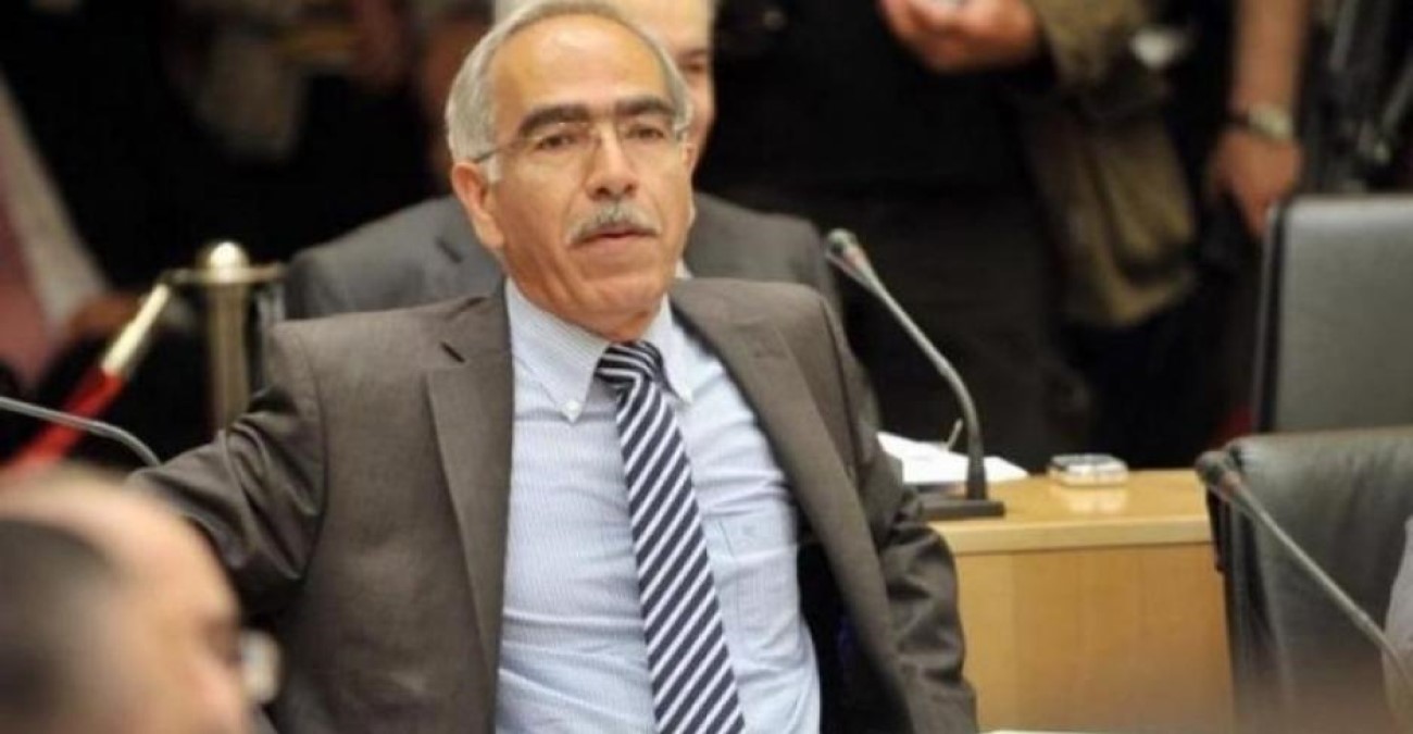 «Πού εβλάστησες φίλε μου;» Η επική αντίδραση του Ζαχαρία Κουλία στον αέρα – Δείτε βίντεο