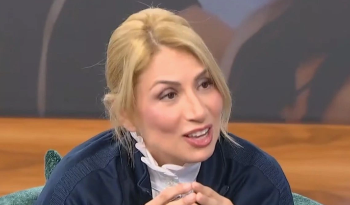 &Alpha;&mu;&eta;&chi;&alpha;&nu;ί&alpha; &sigma;&tau;&omicron;&nu; &alpha;έ&rho;&alpha; &mu;&epsilon; &epsilon;&rho;ώ&tau;&eta;&sigma;&eta; &sigma;&tau;&eta; &Mu;&alpha;&rho;ί&alpha; &Eta;&lambda;&iota;ά&kappa;&eta; - &laquo;&Eta; &mu;&alpha;&mu;ά &mu;&omicron;&upsilon; έ&chi;&epsilon;&iota; &pi;&epsilon;&theta;ά&nu;&epsilon;&iota;&raquo;