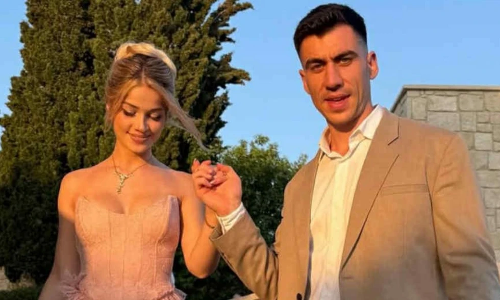 VIDEO: &Sigma;&epsilon; &laquo;&rho;&upsilon;&theta;&mu;&omicron;ύ&sigmaf; &Kappa;&alpha;&rho;&nu;&alpha;&beta;&alpha;&lambda;&iota;&omicron;ύ&raquo; &Phi;&epsilon;&iota;&delta;ί&alpha;&sigmaf; &kappa;&alpha;&iota; &Sigma;&tau;&upsilon;&lambda;&iota;ά&nu;&alpha; - &Delta;&epsilon;ί&tau;&epsilon; &tau;&iota; &epsilon;ί&chi;&alpha;&nu; &nu;&tau;&upsilon;&theta;&epsilon;ί