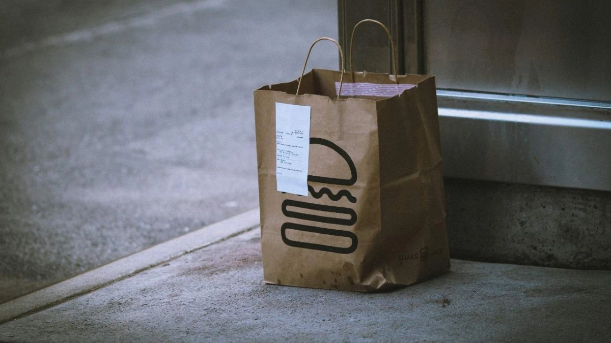 Άνεργος άντρας εκμεταλλεύτηκε εφαρμογή delivery και έτρωγε δωρεάν για πάνω από δύο χρόνια Άνεργος άντρας εκμεταλλεύτηκε εφαρμογή delivery και έτρωγε δωρεάν για πάνω από δύο χρόνια
