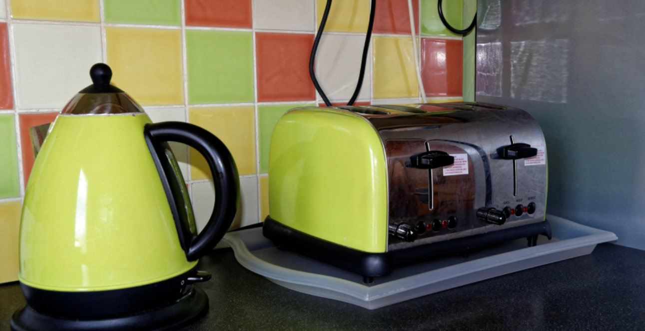 &Eta; &sigma;&upsilon;&sigma;&kappa;&epsilon;&upsilon;ή &tau;&eta;&sigmaf; &kappa;&omicron;&upsilon;&zeta;ί&nu;&alpha;&sigmaf; &pi;&omicron;&upsilon; &pi;&rho;έ&pi;&epsilon;&iota; &nu;&alpha; &beta;&gamma;ά&zeta;&epsilon;&iota;&sigmaf; &alpha;&pi;ό &tau;&eta;&nu; &pi;&rho;ί&zeta;&alpha; - &Pi;&omicron;&iota;&omicron;&sigmaf; &omicron; &lambda;ό&gamma;&omicron;&sigmaf;