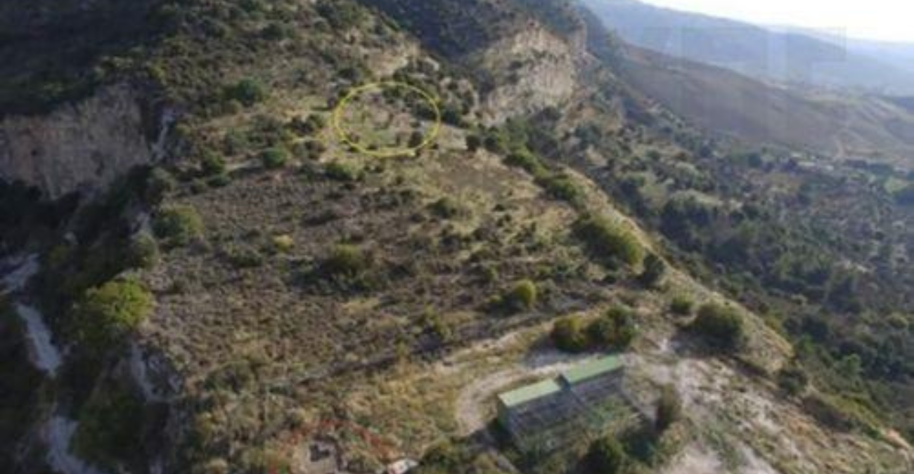 &Mu;&pi;&lambda;ό&kappa;&omicron; &sigma;&tau;&eta;&nu; &epsilon;&kappa;&delta;ή&lambda;&omega;&sigma;&eta; &laquo;ABOVE THE CLOUDS&raquo; &sigma;&tau;&omicron; &Tau;&rho;ό&omicron;&delta;&omicron;&sigmaf; &ndash; &Pi;&alpha;&rho;έ&mu;&beta;&alpha;&sigma;&eta; &Alpha;&rho;&chi;ώ&nu; &kappa;&alpha;&iota; &kappa;&alpha;&tau;&alpha;&gamma;&gamma;&epsilon;&lambda;ί&alpha; &sigma;&tau;&eta;&nu; &Alpha;&sigma;&tau;&upsilon;&nu;&omicron;&mu;ί&alpha;