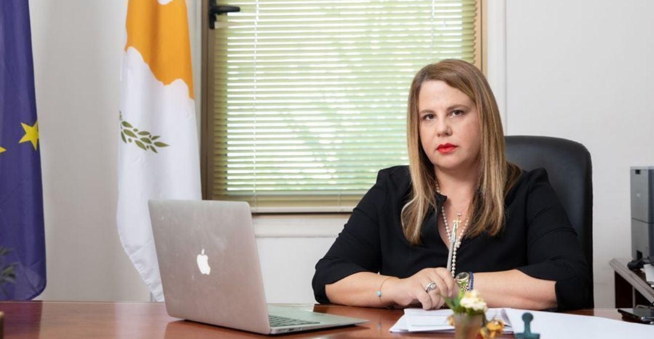 Ζητά θεσμοθετημένη προστασία ηλικιωμένων για πιστώσεις και ασφάλιση Ζητά θεσμοθετημένη προστασία ηλικιωμένων για πιστώσεις και ασφάλιση