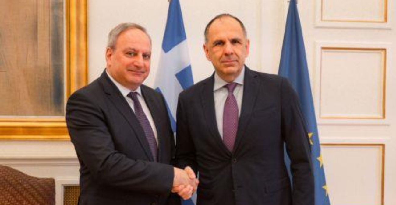 &Tau;&omicron; &Kappa;&upsilon;&pi;&rho;&iota;&alpha;&kappa;ό &sigma;&tau;&omicron; &epsilon;&pi;ί&kappa;&epsilon;&nu;&tau;&rho;&omicron; &tau;&eta;&sigmaf; &sigma;&upsilon;&nu;ά&nu;&tau;&eta;&sigma;&eta;&sigmaf; &Sigma;&tau;&epsilon;&phi;ά&nu;&omicron;&upsilon; - &Gamma;&epsilon;&rho;&alpha;&pi;&epsilon;&tau;&rho;ί&tau;&eta;