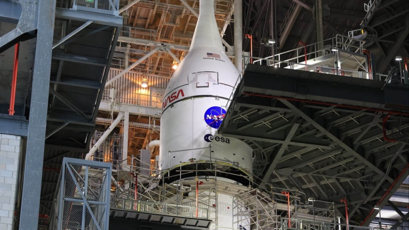 Η NASA εξετάζει την πρόωρη επιστροφή του πληρώματος