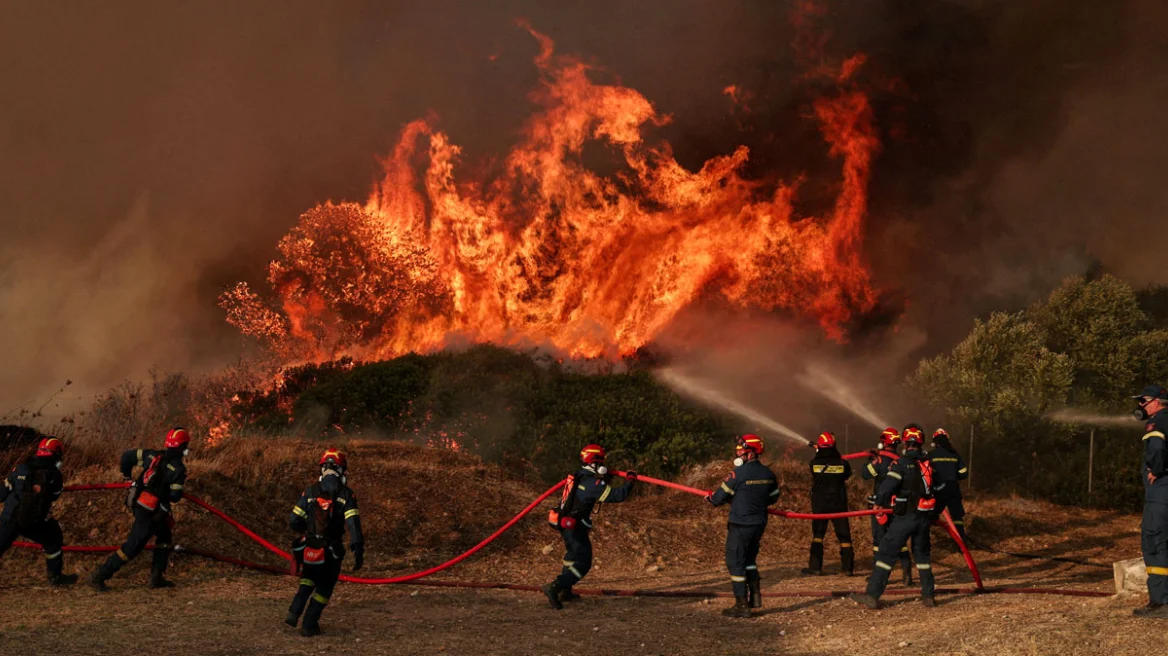 &Sigma;&epsilon; ύ&phi;&epsilon;&sigma;&eta; &tau;&alpha; &kappa;ύ&rho;&iota;&alpha; &mu;έ&tau;&omega;&pi;&alpha; &tau;&eta;&sigmaf; &pi;&upsilon;&rho;&kappa;&alpha;&gamma;&iota;ά&sigmaf; &sigma;&tau;&eta; &Delta;&upsilon;&tau;&iota;&kappa;ή &Alpha;&tau;&tau;&iota;&kappa;ή &ndash; &Kappa;&rho;ί&sigma;&iota;&mu;&epsilon;&sigmaf; &omicron;&iota; &mu;&epsilon;&sigma;&eta;&mu;&beta;&rho;&iota;&nu;έ&sigmaf; ώ&rho;&epsilon;&sigmaf;