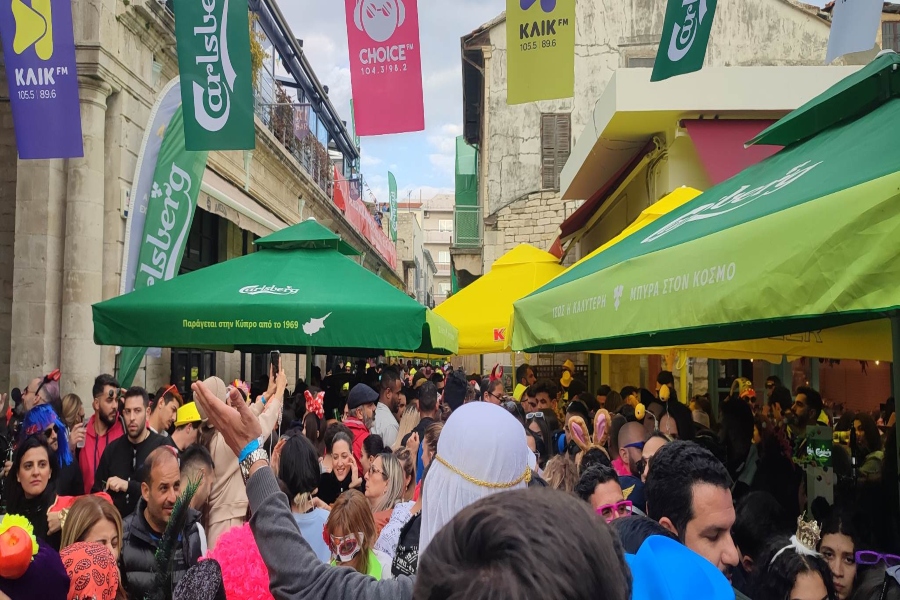 &Epsilon;&pi;ί&sigma;&eta;&mu;&eta; &pi;&rho;ώ&tau;&eta;: &Sigma;&epsilon; &rho;&upsilon;&theta;&mu;&omicron;ύ&sigmaf; &kappa;&alpha;&rho;&nu;&alpha;&beta;&alpha;&lambda;&iota;&omicron;ύ &alpha;&pi;ό &sigma;ή&mu;&epsilon;&rho;&alpha; &eta; &Lambda;&epsilon;&mu;&epsilon;&sigma;ό&sigmaf;