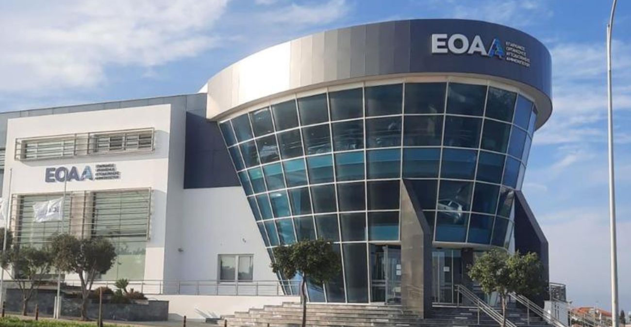 Έ&kappa;&rho;&eta;&xi;&eta; &pi;&omicron;&lambda;&epsilon;&omicron;&delta;&omicron;&mu;&iota;&kappa;ώ&nu; &alpha;&delta;&epsilon;&iota;ώ&nu; &sigma;&tau;&eta;&nu; &Alpha;&mu;&mu;ό&chi;&omega;&sigma;&tau;&omicron;: &Tau;&rho;&iota;&pi;&lambda;&alpha;&sigma;&iota;ά&sigma;&tau;&eta;&kappa;&alpha;&nu; &mu;έ&sigma;&alpha; &sigma;&epsilon; έ&nu;&alpha; &chi;&rho;ό&nu;&omicron; - &laquo;&Tau;&rho;έ&chi;&omicron;&upsilon;&nu;&raquo; &omicron;&iota; &delta;&iota;&alpha;&delta;&iota;&kappa;&alpha;&sigma;ί&epsilon;&sigmaf;!