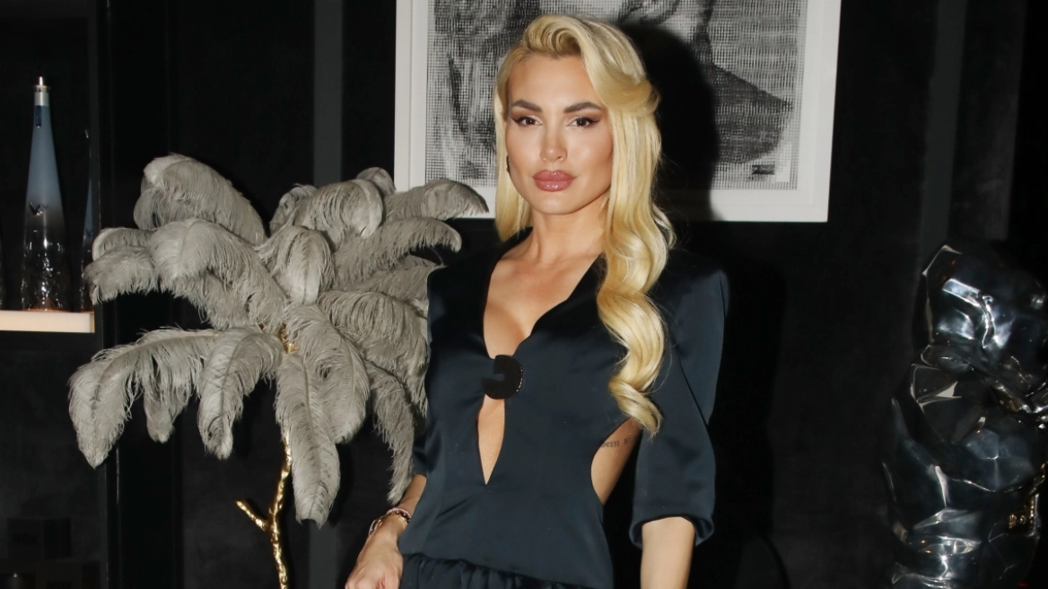 &Eta; &Alpha;&lambda;&epsilon;&xi;ά&nu;&delta;&rho;&alpha; &Pi;&alpha;&nu;&alpha;&gamma;&iota;ώ&tau;&alpha;&rho;&omicron;&upsilon; &epsilon;&pi;&iota;&beta;&epsilon;&beta;&alpha;ί&omega;&sigma;&epsilon; &tau;&omicron;&nu; &chi;&omega;&rho;&iota;&sigma;&mu;ό &tau;&eta;&sigmaf;: &Epsilon;ί&mu;&alpha;&iota; &mu;ό&nu;&eta; &mu;&omicron;&upsilon;