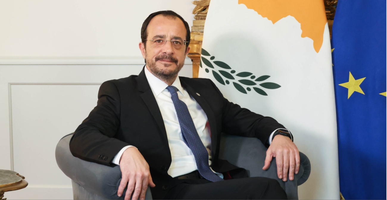 Πρόεδρος Χριστοδουλίδης: «Η οικονομική σταθερότητα είναι εθνική ασφάλεια» – Πράσινο φως για νέα μέτρα στήριξης