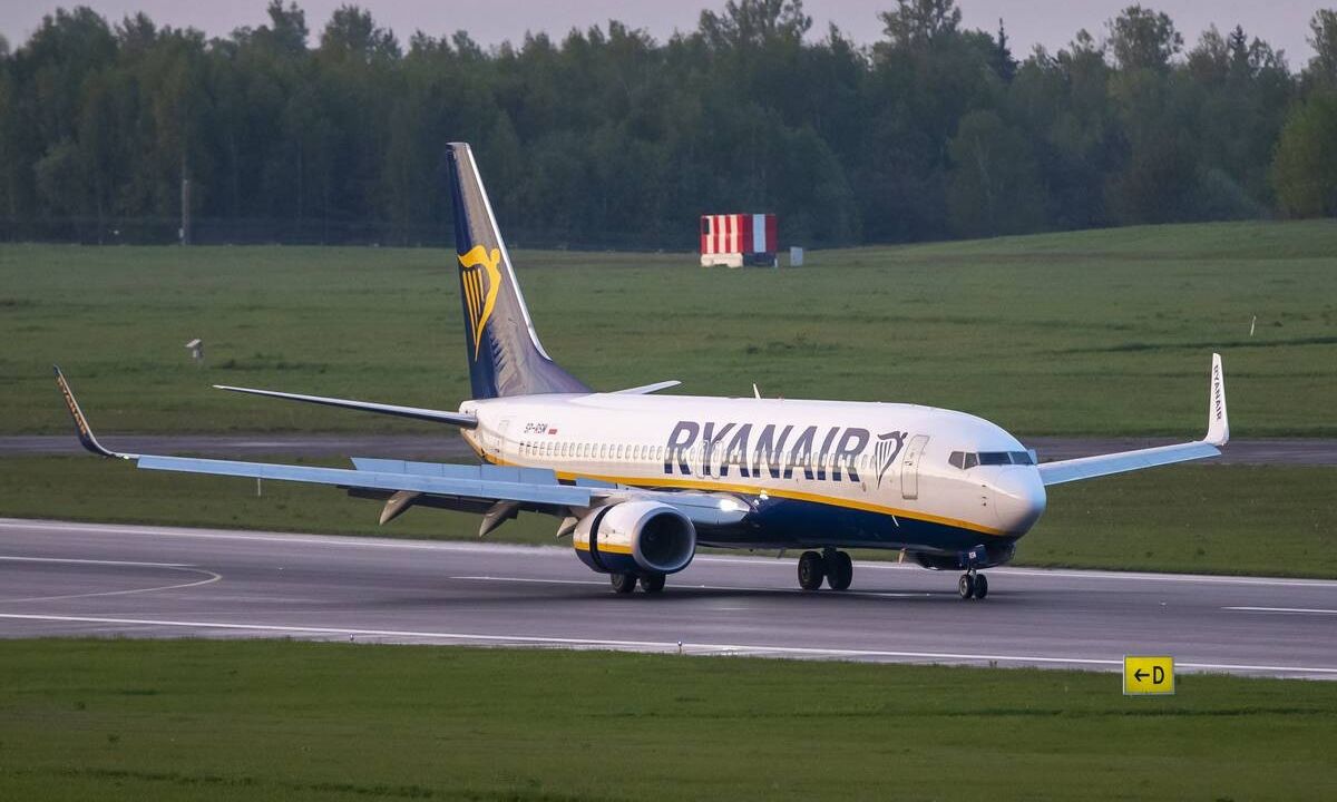 Αναγκαστική προσγείωση αεροσκάφους της Ryanair στο Βέλγιο έπειτα από απειλή για βόμβα