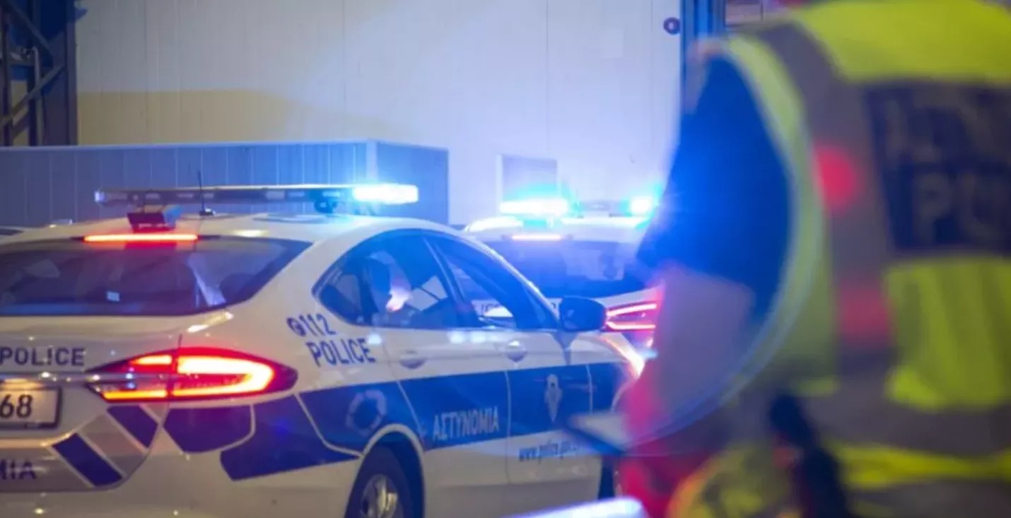 &Nu;&omicron;&sigma;&eta;&lambda;&epsilon;ύ&epsilon;&tau;&alpha;&iota; &mu;&epsilon; &kappa;ά&tau;&alpha;&gamma;&mu;&alpha; &kappa;&lambda;&epsilon;ί&delta;&alpha;&sigmaf; &omicron; &pi;&rho;&omicron;&pi;&omicron;&nu;&eta;&tau;ή&sigmaf; &pi;&omicron;&upsilon; &delta;έ&chi;&theta;&eta;&kappa;&epsilon; &epsilon;&pi;ί&theta;&epsilon;&sigma;&eta; - &Sigma;&upsilon;&nu;&epsilon;&lambda;ή&phi;&theta;&eta; 41&chi;&rho;&omicron;&nu;&omicron;&sigmaf;