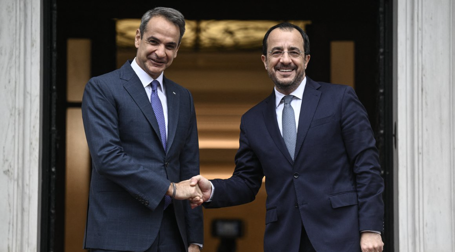 &Sigma;&upsilon;&nu;ά&nu;&tau;&eta;&sigma;&eta;-&kappa;&lambda;&epsilon;&iota;&delta;ί &sigma;&tau;&eta;&nu; &Alpha;&theta;ή&nu;&alpha; - &Chi;&rho;&iota;&sigma;&tau;&omicron;&delta;&omicron;&upsilon;&lambda;ί&delta;&eta;&sigmaf; &kappa;&alpha;&iota; &Mu;&eta;&tau;&sigma;&omicron;&tau;ά&kappa;&eta;&sigmaf; &chi;&alpha;&rho;ά&sigma;&sigma;&omicron;&upsilon;&nu; &kappa;&omicron;&iota;&nu;ή &gamma;&rho;&alpha;&mu;&mu;ή &gamma;&iota;&alpha; &tau;&omicron; &Kappa;&upsilon;&pi;&rho;&iota;&alpha;&kappa;ό