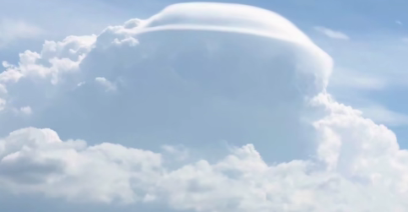 «Τι είναι αυτό στον ουρανό;» -  Φωτογραφία από Κύπρο που μπέρδεψε τους πάντες - «Σαν διαστημόπλοιο»