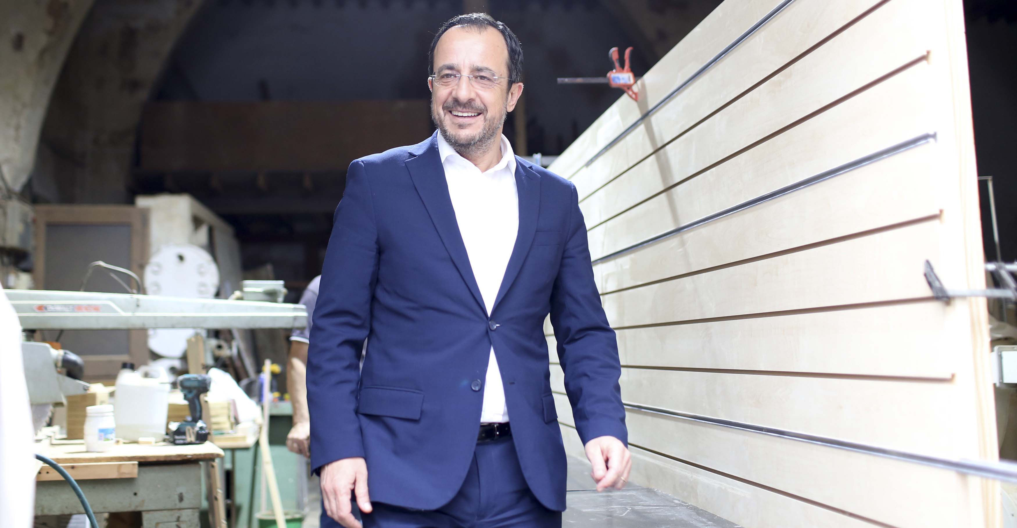 &Pi;&tau;&Delta;: &laquo;&Eta; &Kappa;ύ&pi;&rho;&omicron;&sigmaf; &epsilon;ί&nu;&alpha;&iota; &alpha;&sigma;&phi;&alpha;&lambda;ή&sigmaf;, &delta;&epsilon;&nu; &alpha;&pi;&omicron;&tau;&epsilon;&lambda;&epsilon;ί &mu;έ&rho;&omicron;&sigmaf; &tau;&omicron;&upsilon; &pi;&rho;&omicron;&beta;&lambda;ή&mu;&alpha;&tau;&omicron;&sigmaf;&raquo;