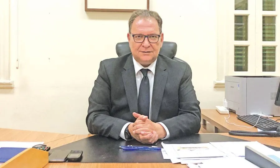 &Beta;ί&kappa;&tau;&omega;&rho;&alpha;&sigmaf; &Pi;&alpha;&pi;&alpha;&delta;ό&pi;&omicron;&upsilon;&lambda;&omicron;&sigmaf;: &laquo;&Omicron; &Pi;&tau;&Delta; έ&chi;&epsilon;&iota; &kappa;&alpha;&theta;&alpha;&rho;ά &chi;έ&rho;&iota;&alpha;, &epsilon;&delta;ώ &sigma;&kappa;έ&phi;&tau;&epsilon;&tau;&alpha;&iota; &alpha;&nu; &theta;&alpha; &pi;ά&epsilon;&iota; &sigma;&epsilon; έ&nu;&alpha; &epsilon;&sigma;&tau;&iota;&alpha;&tau;ό&rho;&iota;&omicron;&raquo; - &Eta; &kappa;ό&nu;&tau;&rho;&alpha; &mu;&epsilon; &Alpha;&Kappa;&Epsilon;&Lambda; &kappa;&alpha;&iota; &eta; &alpha;&pi;ά&nu;&tau;&eta;&sigma;&eta; &Sigma;&tau;&epsilon;&phi;ά&nu;&omicron;&upsilon;