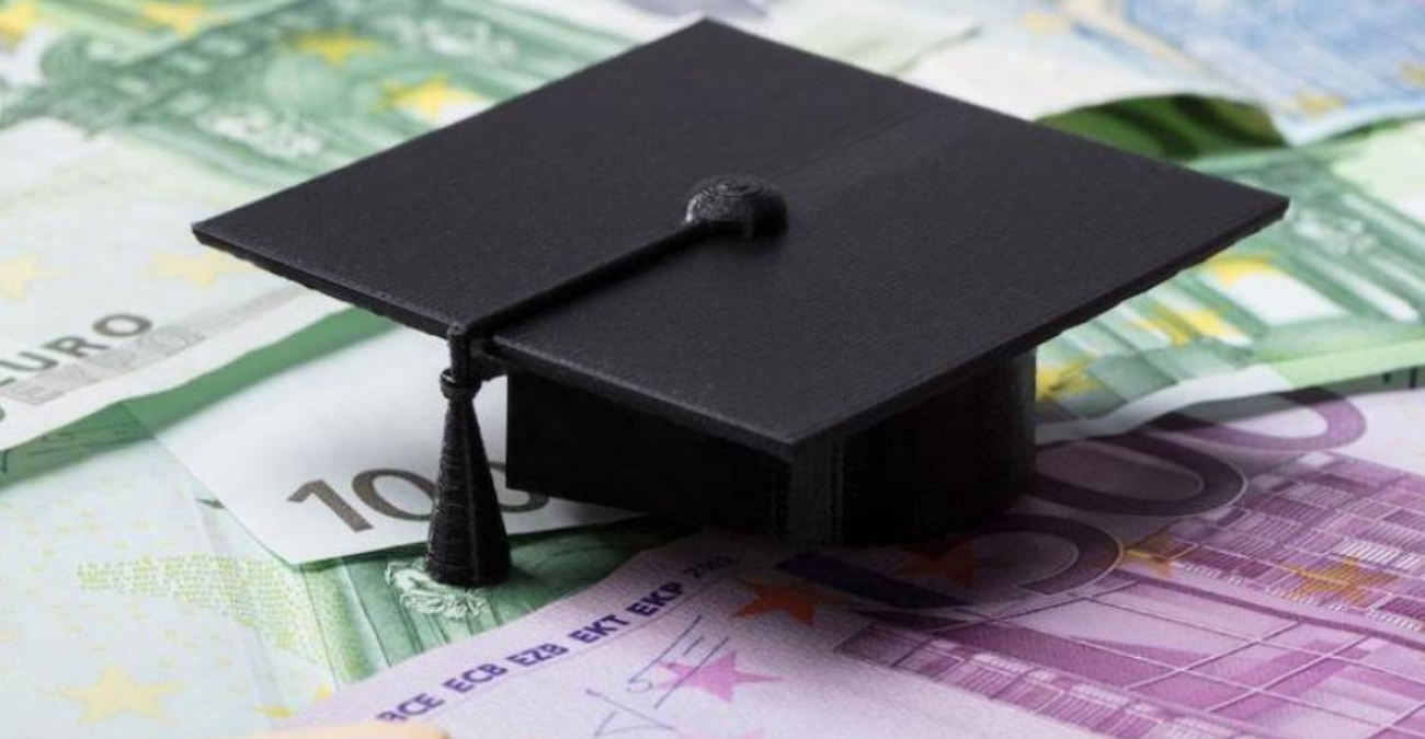 Φοιτητική χορηγία: Ίσα που προλαβαίνετε Φοιτητική χορηγία: Ίσα που προλαβαίνετε