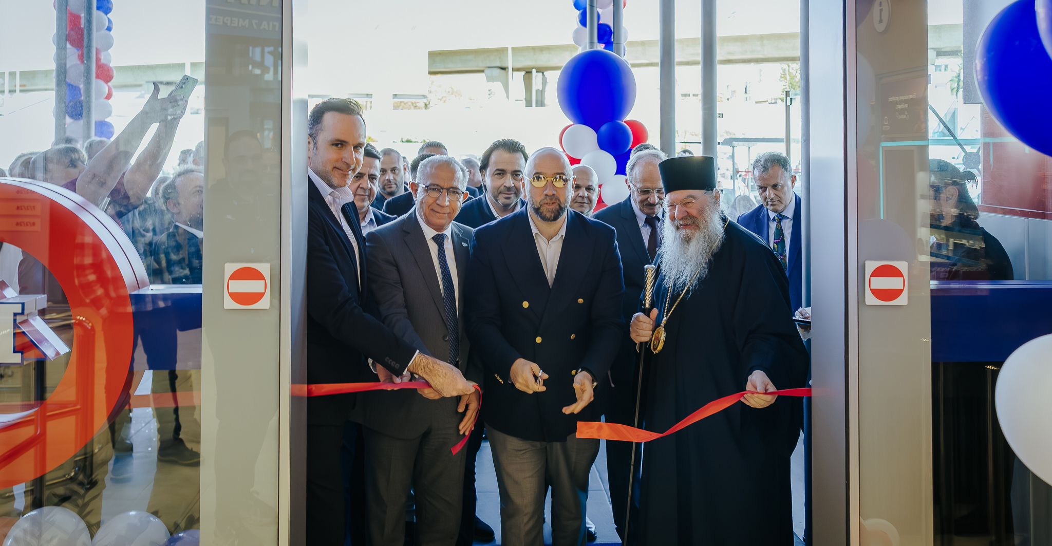 Πραγματοποιήθηκαν τα επίσημα εγκαίνια της νέας υπεραγοράς METRO Αγίας Φυλάξεως στη Λεμεσό - Οι εορτασμοί συνεχίζονται μέχρι τις 8 Φεβρουαρίο class=