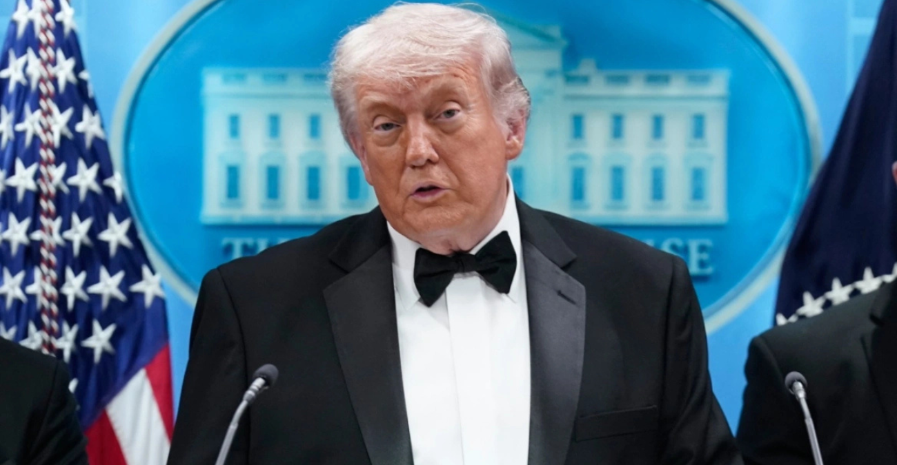 Τραμπ: «Ένοπλος επιχείρησε να εισβάλει στο δείπνο, τον εξουδετέρωσε η Μυστική Υπηρεσία» - Βίντεο της επίθεσης από τις κάμερες ασφαλείας