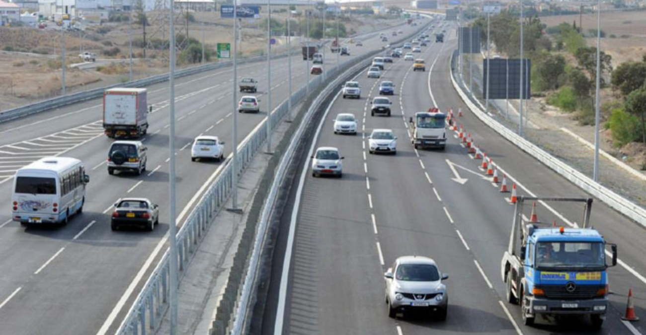 Προσπάθειες για επίλυση τεχνικού προβλήματος στην ανανέωση αδειών κυκλοφορίας Προσπάθειες για επίλυση τεχνικού προβλήματος στην ανανέωση αδειών κυκλοφορίας
