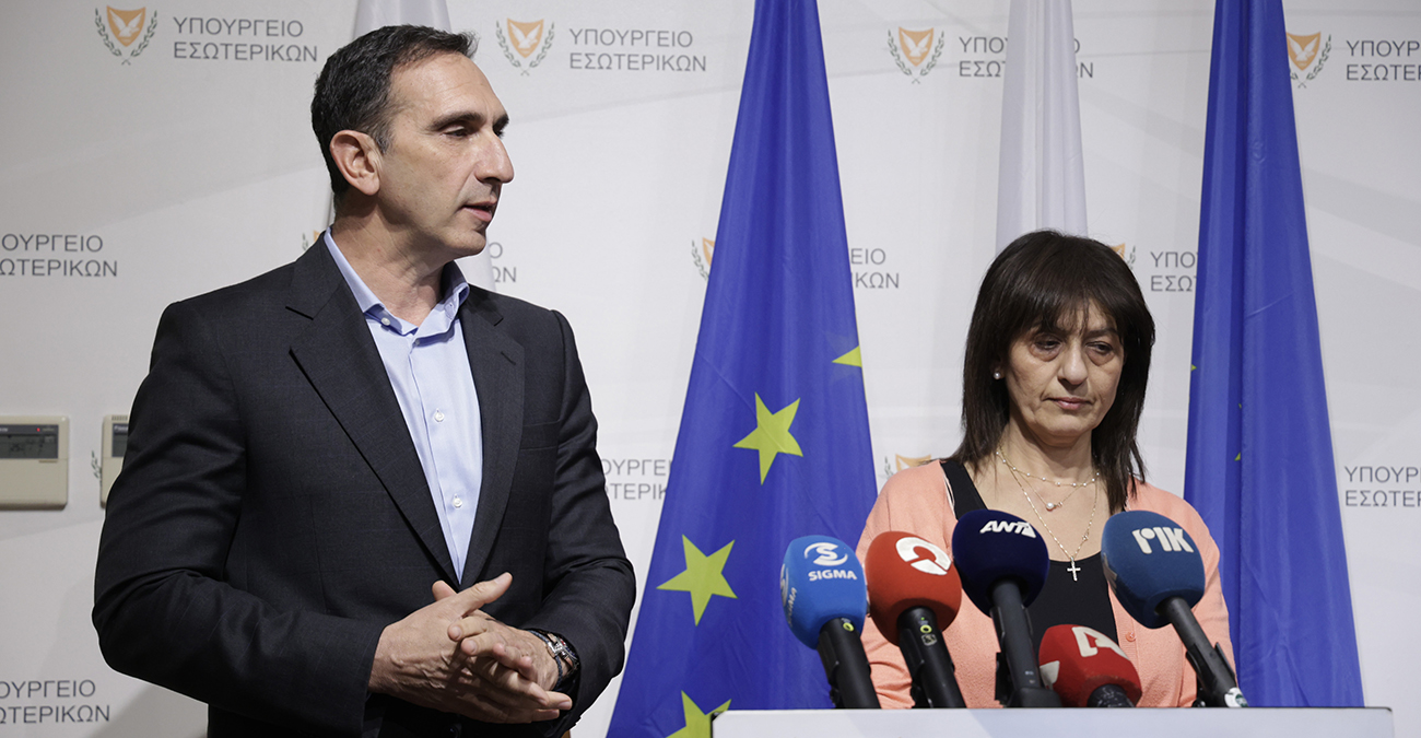 &Upsilon;&pi;&omicron;&upsilon;&rho;&gamma;ό&sigmaf; &Epsilon;&sigma;&omega;&tau;&epsilon;&rho;&iota;&kappa;ώ&nu;: &laquo;&Omicron; &alpha;&rho;&iota;&theta;&mu;ό&sigmaf; &tau;&omega;&nu; &kappa;&alpha;&tau;&alpha;&phi;&upsilon;&gamma;ί&omega;&nu; &kappa;&alpha;&lambda;ύ&pi;&tau;&epsilon;&iota; &tau;&omicron; 45% &tau;&omicron;&upsilon; &pi;&lambda;&eta;&theta;&upsilon;&sigma;&mu;&omicron;ύ&raquo;