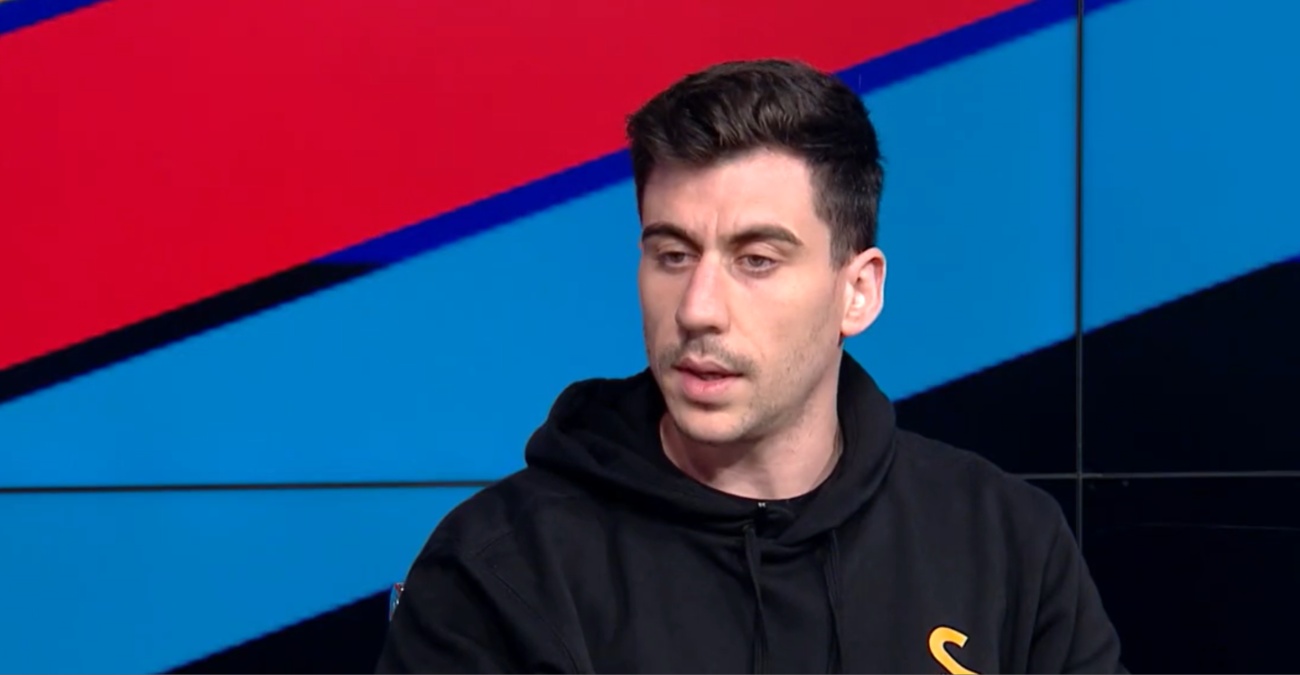 &Phi;&epsilon;&iota;&delta;ί&alpha;&sigmaf; &Pi;&alpha;&nu;&alpha;&gamma;&iota;ώ&tau;&omicron;&upsilon;: &laquo;&Pi;ή&gamma;&alpha; &sigma;&tau;&eta;&nu; &Alpha;&sigma;&tau;&upsilon;&nu;&omicron;&mu;ί&alpha; &gamma;&iota;&alpha; &tau;&omicron;&nu; &Tau;&omicron;&rho;&nu;&alpha;&rho;ί&tau;&eta;&raquo; &ndash; &laquo;&Pi;&epsilon;&tau;&omicron;ύ&nu; &pi;έ&tau;&rho;&epsilon;&sigmaf; &sigma;&tau;&omicron; &sigma;&pi;ί&tau;&iota; &mu;&omicron;&upsilon; &kappa;&alpha;&iota; &mu;&epsilon; &epsilon;&lambda;έ&gamma;&chi;&omicron;&upsilon;&nu; &gamma;&iota;&alpha; &nu;&alpha;&rho;&kappa;&omega;&tau;&iota;&kappa;ά&raquo;