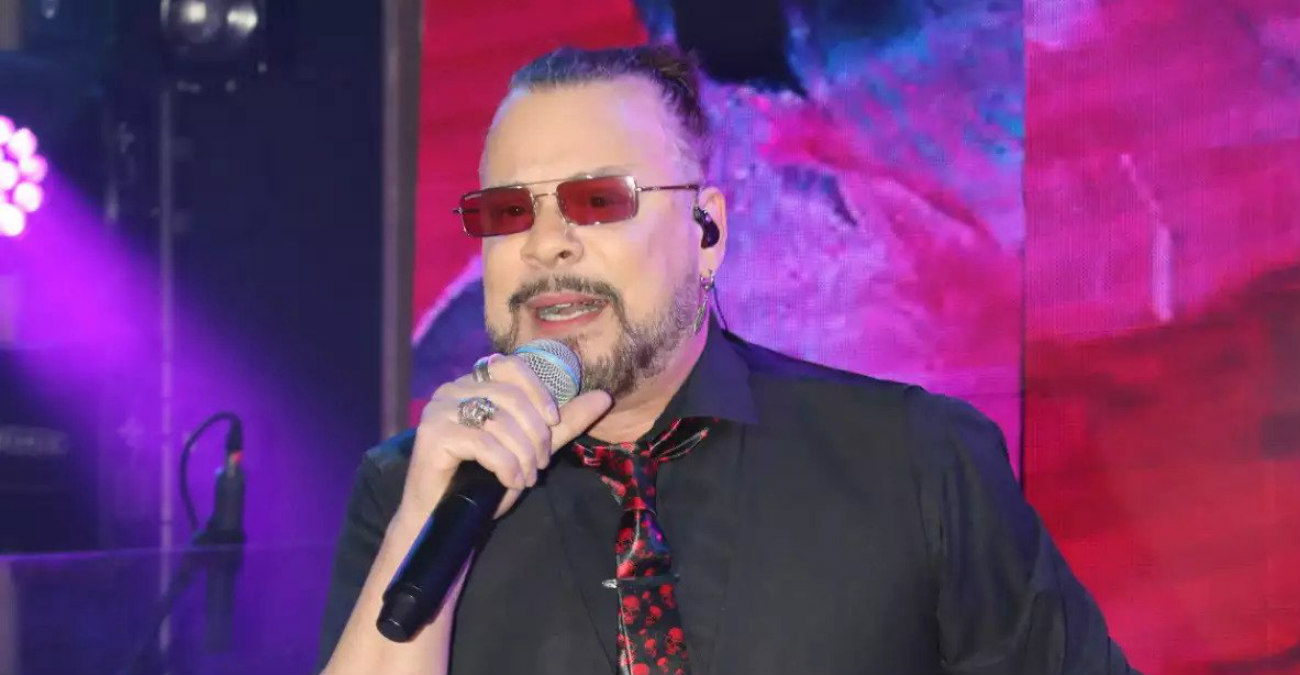 &Chi;&rho;ή&sigma;&tau;&omicron;&sigmaf; &Delta;ά&nu;&tau;&eta;&sigmaf;: &Eta; &phi;&omega;&tau;ό &mu;έ&sigma;&alpha; &alpha;&pi;ό &tau;&omicron; &nu;&omicron;&sigma;&omicron;&kappa;&omicron;&mu;&epsilon;ί&omicron; &mu;&epsilon;&tau;ά &tau;&omicron; &alpha;&tau;ύ&chi;&eta;&mu;ά &tau;&omicron;&upsilon;