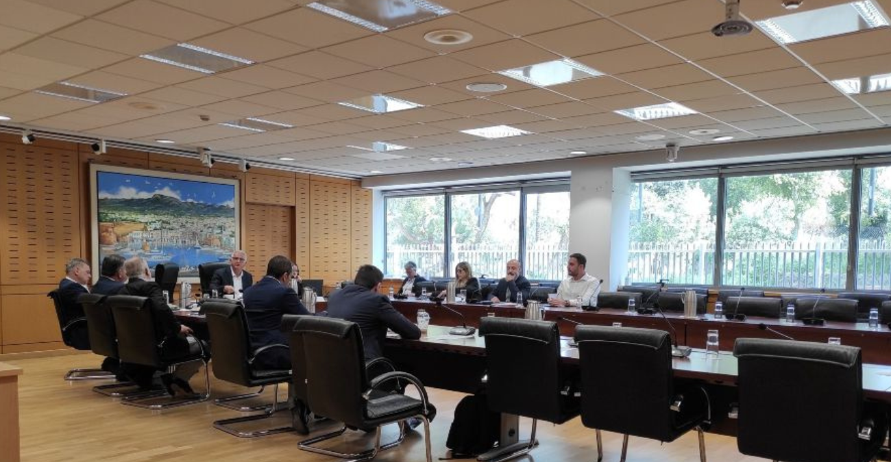 &Delta;&epsilon;&nu; &pi;&rho;&omicron;&chi;&omega;&rho;ά &omicron; &nu;ό&mu;&omicron;&sigmaf; &gamma;&iota;&alpha; &tau;&iota;&sigmaf; &Alpha;&Pi;&Epsilon; &ndash; &Zeta;&eta;&tau;&omicron;ύ&nu;&tau;&alpha;&iota; &alpha;&lambda;&lambda;&alpha;&gamma;έ&sigmaf; &mu;&epsilon;&tau;ά &tau;&eta;&nu; &alpha;&nu;&alpha;&pi;&omicron;&mu;&pi;ή