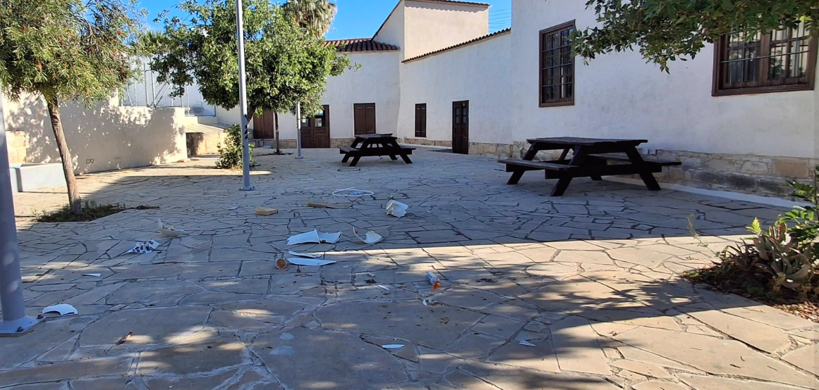 &Epsilon;&pi;&alpha;&nu;&alpha;&lambda;&alpha;&mu;&beta;&alpha;&nu;ό&mu;&epsilon;&nu;&alpha; &phi;&alpha;&iota;&nu;ό&mu;&epsilon;&nu;&alpha; &beta;&alpha;&nu;&delta;&alpha;&lambda;&iota;&sigma;&mu;&omicron;ύ &kappa;&alpha;&iota; &rho;ύ&pi;&alpha;&nu;&sigma;&eta;&sigmaf; έ&xi;&omega; &alpha;&pi;ό &gamma;&rho;&alpha;&phi;&epsilon;ί&alpha; &Kappa;&omicron;&iota;&nu;&omicron;&tau;&iota;&kappa;&omicron;ύ &Sigma;&upsilon;&mu;&beta;&omicron;&upsilon;&lambda;ί&omicron;&upsilon; - &Delta;&epsilon;ί&tau;&epsilon; &phi;&omega;&tau;&omicron;&gamma;&rho;&alpha;&phi;ί&epsilon;&sigmaf;