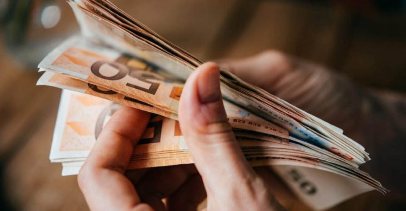 &Mu;&pi;ή&kappa;&alpha;&nu; &tau;&alpha; &epsilon;&pi;&iota;&delta;ό&mu;&alpha;&tau;&alpha;, &alpha;&lambda;&lambda;ά &pi;&omicron;&lambda;&lambda;&omicron;ί &epsilon;ί&delta;&alpha;&nu; &lambda;&iota;&gamma;ό&tau;&epsilon;&rho;&alpha; &chi;&rho;ή&mu;&alpha;&tau;&alpha; &sigma;&tau;&omicron;&upsilon;&sigmaf; &lambda;&omicron;&gamma;&alpha;&rho;&iota;&alpha;&sigma;&mu;&omicron;ύ&sigmaf; &tau;&omicron;&upsilon;&sigmaf; - &Alpha;&upsilon;&tau;ό&sigmaf; &epsilon;ί&nu;&alpha;&iota; &omicron; &lambda;ό&gamma;&omicron;&sigmaf;