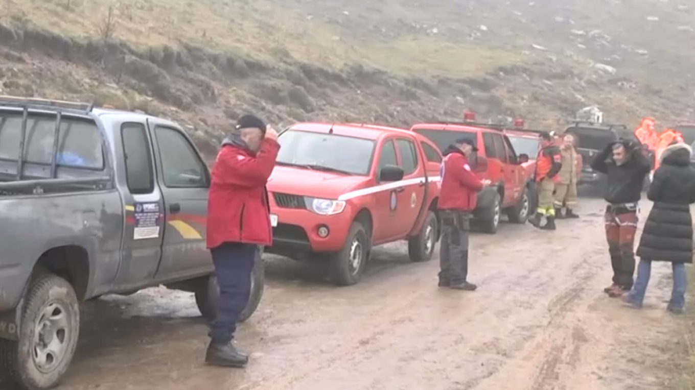 &Sigma;&chi;&epsilon;&delta;ό&nu; &alpha;&gamma;&kappa;&alpha;&lambda;&iota;&alpha;&sigma;&mu;έ&nu;&omicron;&iota; &epsilon;&nu;&tau;&omicron;&pi;ί&sigma;&tau;&eta;&kappa;&alpha;&nu; &omicron;&iota; &tau;έ&sigma;&sigma;&epsilon;&rho;&iota;&sigmaf; &omicron;&rho;&epsilon;&iota;&beta;ά&tau;&epsilon;&sigmaf; &pi;&omicron;&upsilon; &chi;&tau;&upsilon;&pi;ή&theta;&eta;&kappa;&alpha;&nu; &alpha;&pi;ό &chi;&iota;&omicron;&nu;&omicron;&sigma;&tau;&iota;&beta;ά&delta;&alpha; &sigma;&tau;&alpha; &Beta;&alpha;&rho;&delta;&omicron;ύ&sigma;&iota;&alpha;