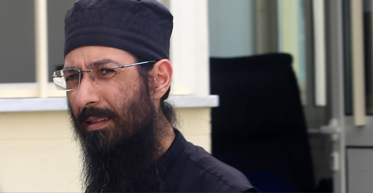 &Alpha;&Pi;&Omicron;&Kappa;&Lambda;&Epsilon;&Iota;&Sigma;&Tau;&Iota;&Kappa;&Omicron;: &Sigma;&tau;&eta;&nu; &alpha;&nu;&tau;&epsilon;&pi;ί&theta;&epsilon;&sigma;&eta; &omicron; &Nu;&epsilon;&kappa;&tau;ά&rho;&iota;&omicron;&sigmaf; &ndash; &Kappa;&alpha;&tau;&alpha;&gamma;&gamma;έ&lambda;&lambda;&epsilon;&iota; &laquo;&sigma;&kappa;&omicron;&tau;&epsilon;&iota;&nu;ό&raquo; &kappa;ύ&kappa;&lambda;&omega;&mu;&alpha; &pi;&alpha;&rho;&alpha;&pi;&omicron;ί&eta;&sigma;&eta;&sigmaf; &phi;&omicron;&rho;&omicron;&lambda;&omicron;&gamma;&iota;&kappa;ώ&nu; &delta;&eta;&lambda;ώ&sigma;&epsilon;&omega;&nu; &tau;&eta;&sigmaf; &Mu;&omicron;&nu;ή&sigmaf; &Alpha;&beta;&beta;&alpha;&kappa;&omicron;ύ&mu;