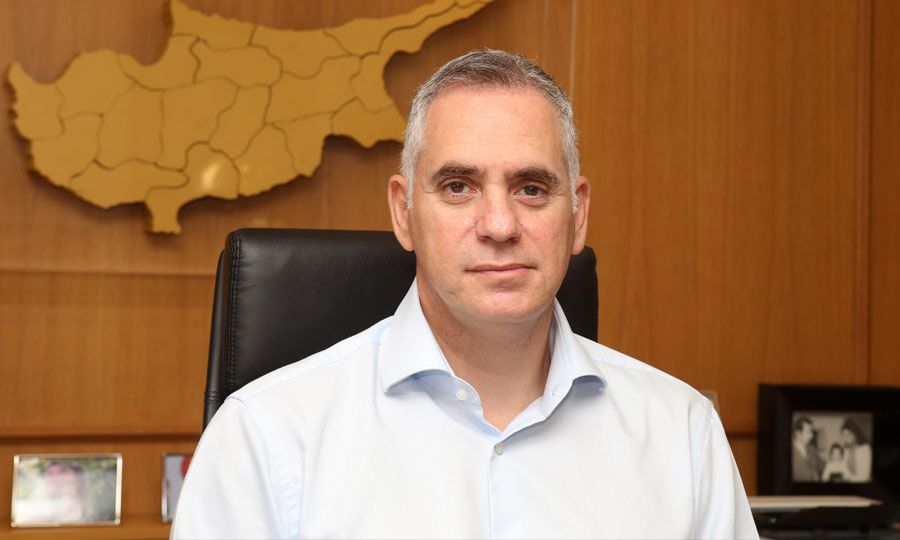 &Nu;&iota;&kappa;ό&lambda;&alpha;&sigmaf;: &laquo;&Tau;&omicron; &Delta;&Eta;&Kappa;&Omicron; &delta;&epsilon;&nu; &epsilon;ί&nu;&alpha;&iota; &kappa;ό&mu;&mu;&alpha; &delta;&iota;&alpha;&mu;&alpha;&rho;&tau;&upsilon;&rho;ί&alpha;&sigmaf;, &epsilon;ί&nu;&alpha;&iota; &kappa;ό&mu;&mu;&alpha; &epsilon;&upsilon;&theta;ύ&nu;&eta;&sigmaf;&raquo;