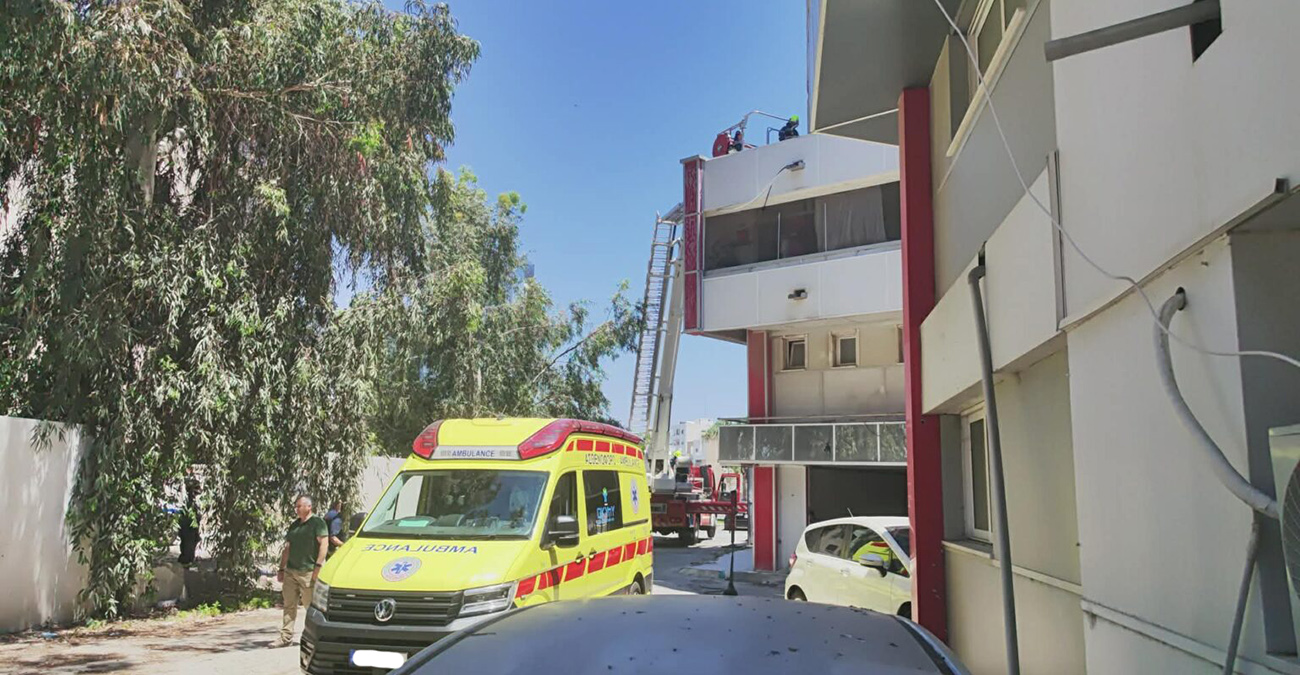 &Theta;ά&nu;&alpha;&tau;&omicron;&sigmaf; &alpha;&lambda;&lambda;&omicron;&delta;&alpha;&pi;&omicron;ύ &sigma;&tau;&eta; &Lambda;ά&rho;&nu;&alpha;&kappa;&alpha;: &laquo;&Delta;&epsilon;&nu; &upsilon;&pi;ή&rho;&xi;&epsilon; &epsilon;&pi;&iota;&chi;&epsilon;&iota;&rho;&eta;&sigma;&iota;&alpha;&kappa;ό &lambda;ά&theta;&omicron;&sigmaf;&raquo; - &Eta; &pi;&rho;ώ&tau;&eta; &alpha;&pi;ά&nu;&tau;&eta;&sigma;&eta; &tau;&eta;&sigmaf; &Alpha;&sigma;&tau;&upsilon;&nu;&omicron;&mu;ί&alpha;&sigmaf;