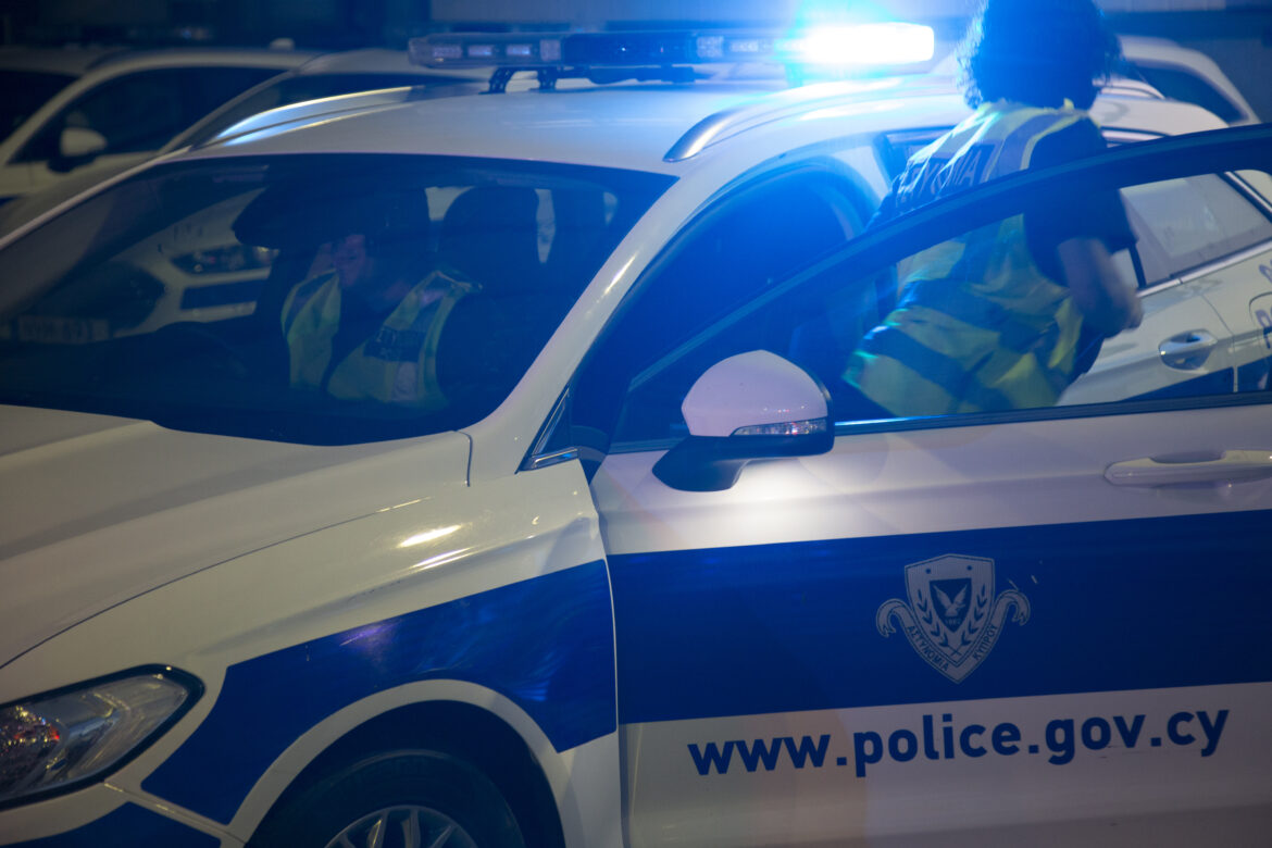 Τραυματίστηκε 40χρονος από κροτίδα – Ζημιές, φωτιές, πετροβολισμοί και κλοπές το βράδυ της Ανάστασης Τραυματίστηκε 40χρονος από κροτίδα – Ζημιές, φωτιές, πετροβολισμοί και κλοπές το βράδυ της Ανάστασης