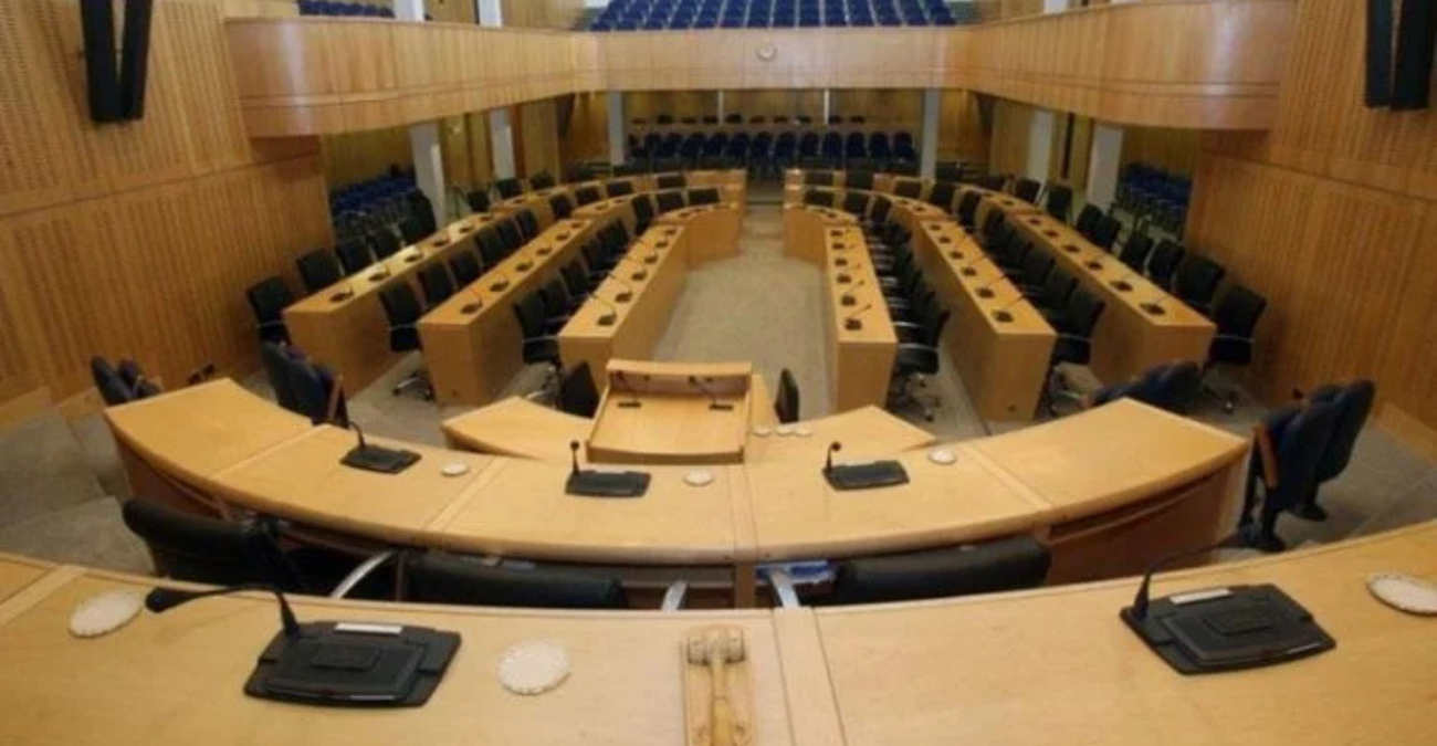 &Alpha;&sigma;&tau;&upsilon;&nu;&omicron;&mu;&iota;&kappa;&omicron;ί &sigma;&epsilon; &laquo;&alpha;&sigma;&upsilon;&lambda;ί&alpha;&raquo; &mu;&epsilon;&tau;ά &tau;&eta;&nu; &alpha;&phi;&upsilon;&pi;&eta;&rho;έ&tau;&eta;&sigma;&eta;; &Tau;&iota; &sigma;&upsilon;&zeta;ή&tau;&eta;&sigma;&epsilon; &eta; &Epsilon;&pi;&iota;&tau;&rho;&omicron;&pi;ή &Nu;&omicron;&mu;&iota;&kappa;ώ&nu; &pi;&rho;&omicron;&kappa;&alpha;&lambda;ώ&nu;&tau;&alpha;&sigmaf; &alpha;&nu;&tau;&iota;&delta;&rho;ά&sigma;&epsilon;&iota;&sigmaf;!